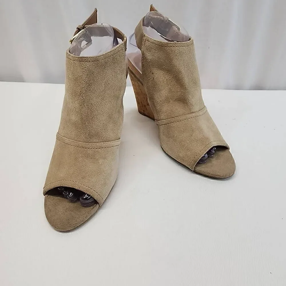 Nine West Size 8.5 Payton Suede Tan Leather Wedge Slingback Sandal Heels O